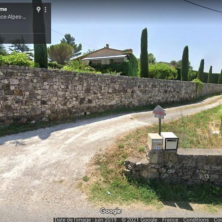 Bambou Entre Mer Et Montagnes Chateauneuf-Grasse ภายนอก รูปภาพ