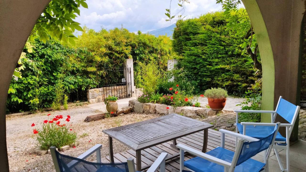 Bambou Entre Mer Et Montagnes Chateauneuf-Grasse ภายนอก รูปภาพ